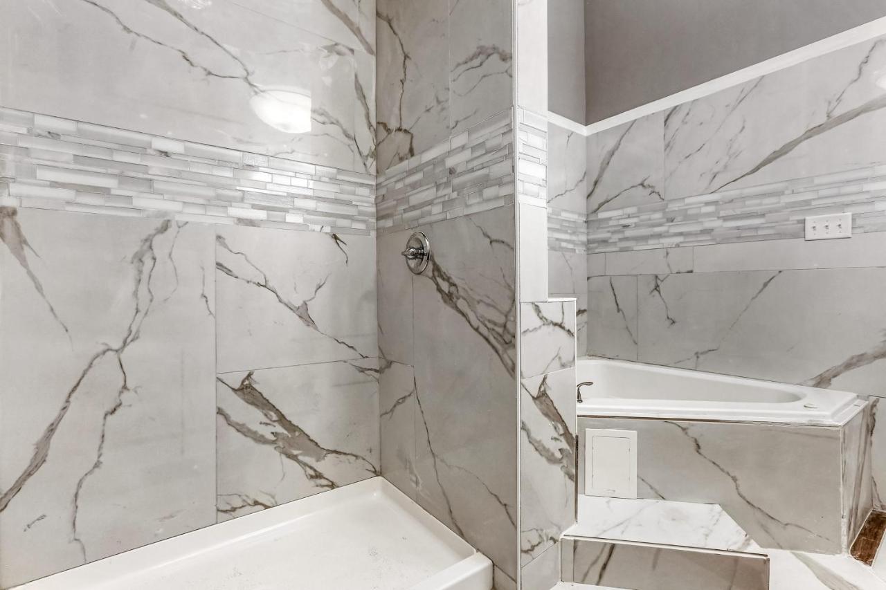شقة 5Br Penthouse Steps To The Streetcar & Fq نيو أورلينز المظهر الخارجي الصورة